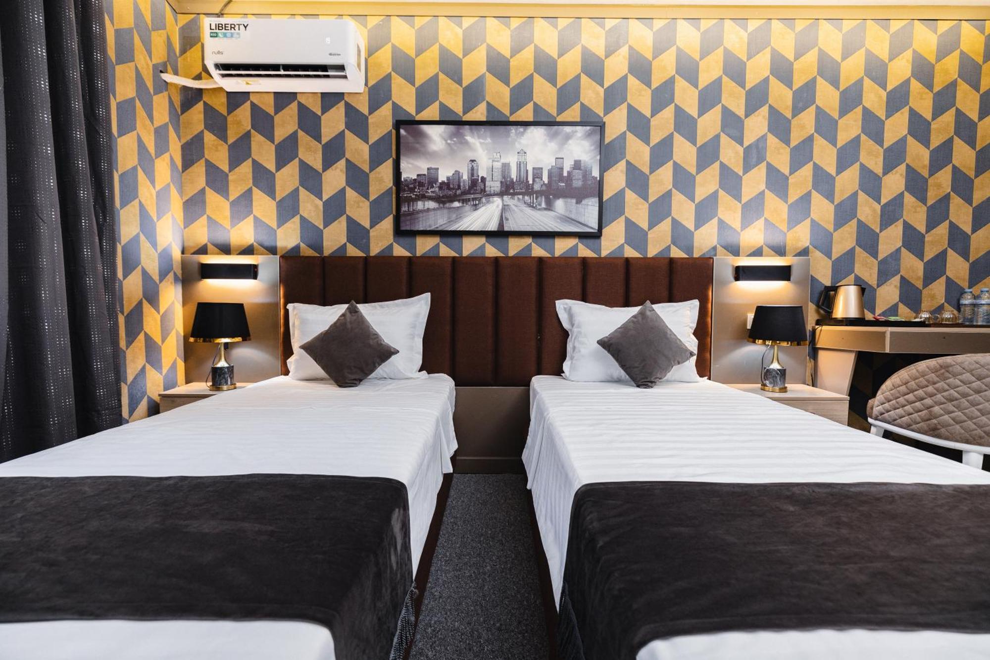 Art Air Hotel Tasjkent Eksteriør billede