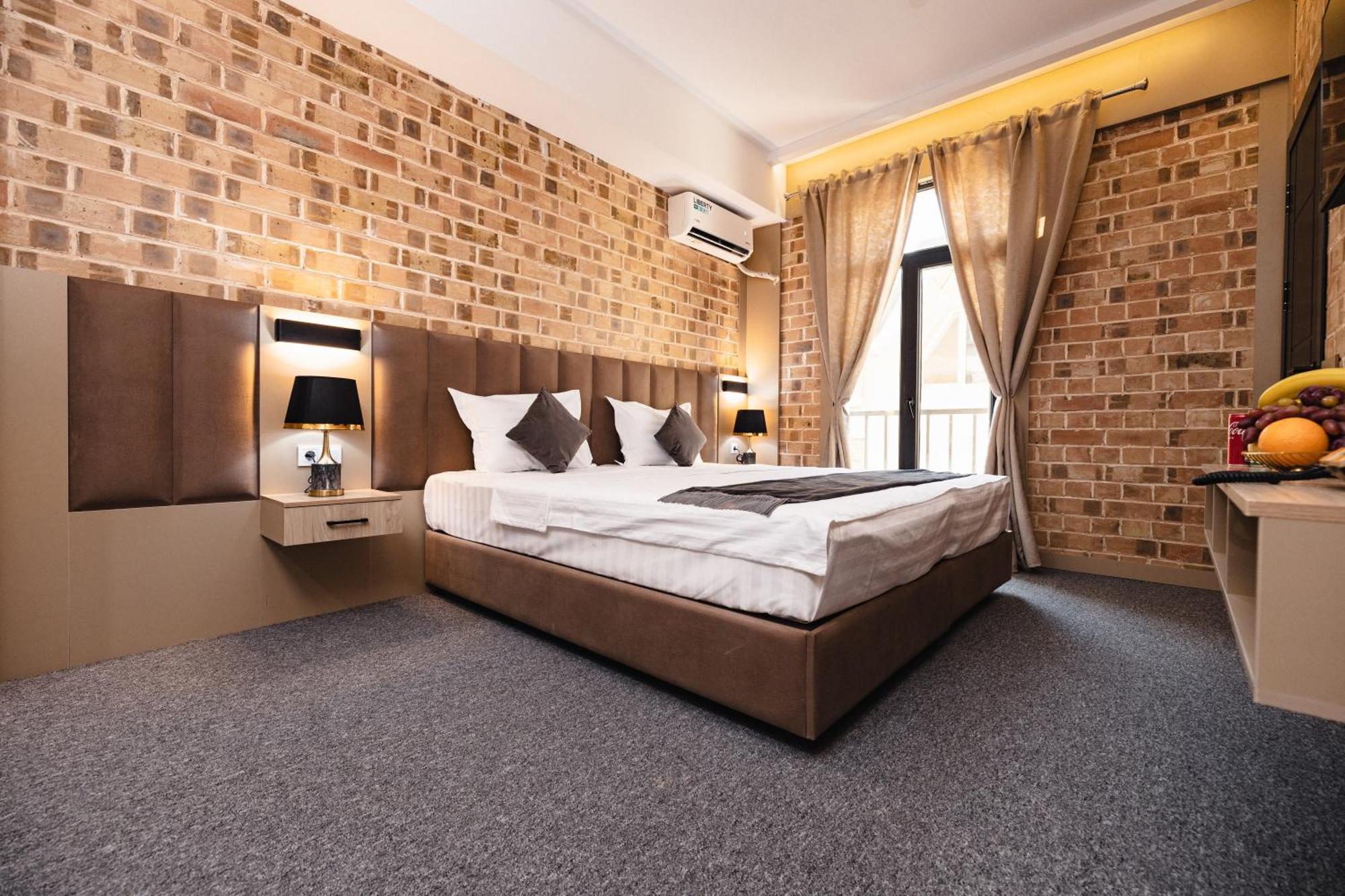Art Air Hotel Tasjkent Eksteriør billede