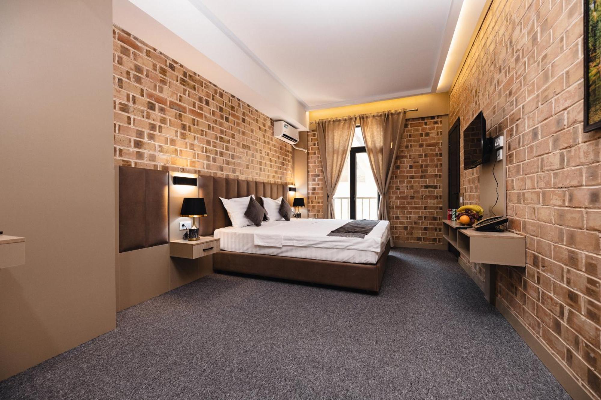 Art Air Hotel Tasjkent Eksteriør billede
