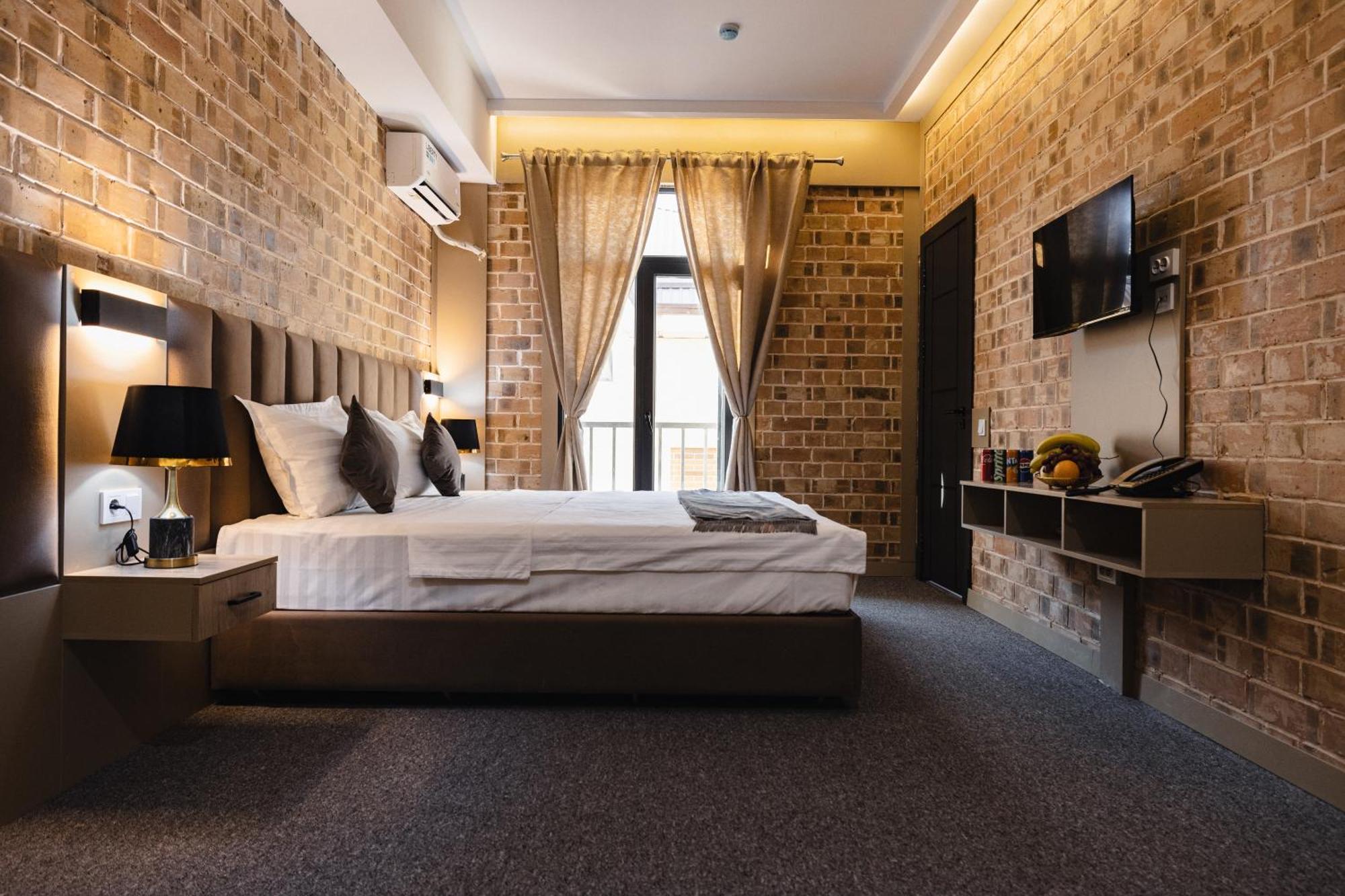 Art Air Hotel Tasjkent Eksteriør billede